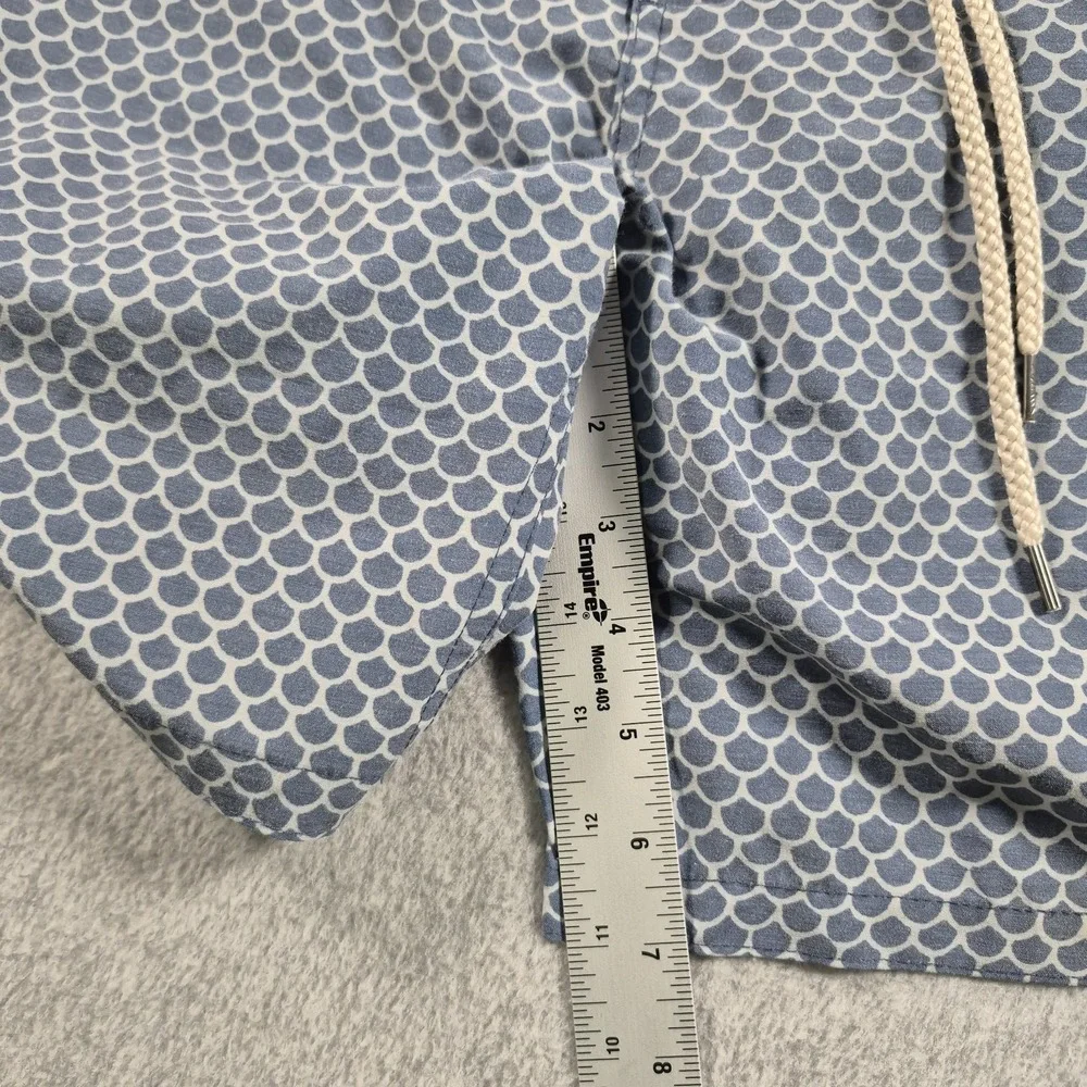 Faherty Classic Board Shorts Mens 33 Fish Scale Batik Swim Trunks Blue Surf